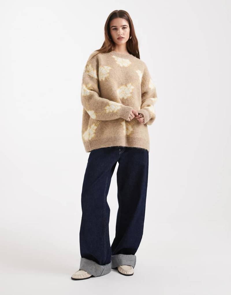 ASOS DESIGN - Oversize-Pullover mit gelbem Blumenmuster von ASOS DESIGN