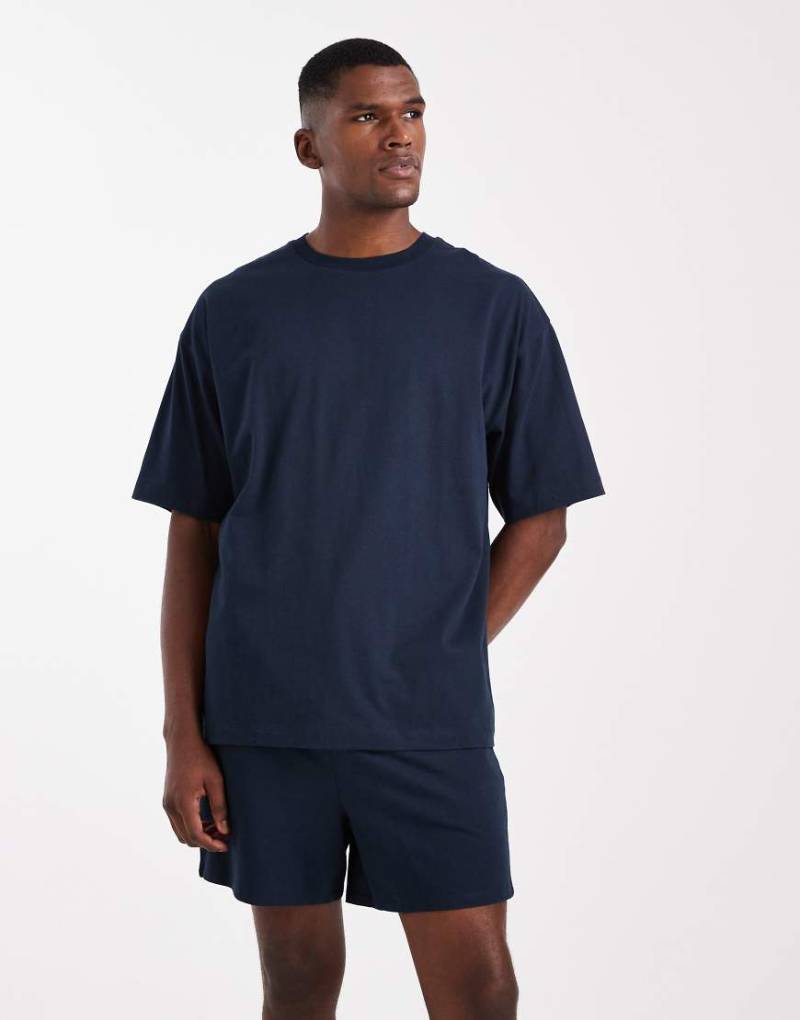 ASOS DESIGN - Oversize-Pyjama in Marineblau von ASOS DESIGN