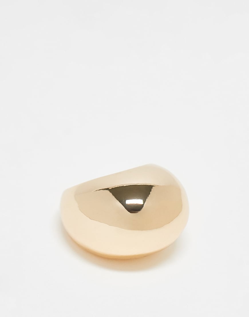 ASOS DESIGN - Oversize-Ring mit Blasen-Design in Goldoptik-Goldfarben ASOS DESIGN - Oversize-Ring mit Blasen-Design in Goldoptik-Goldfarben von ASOS DESIGN