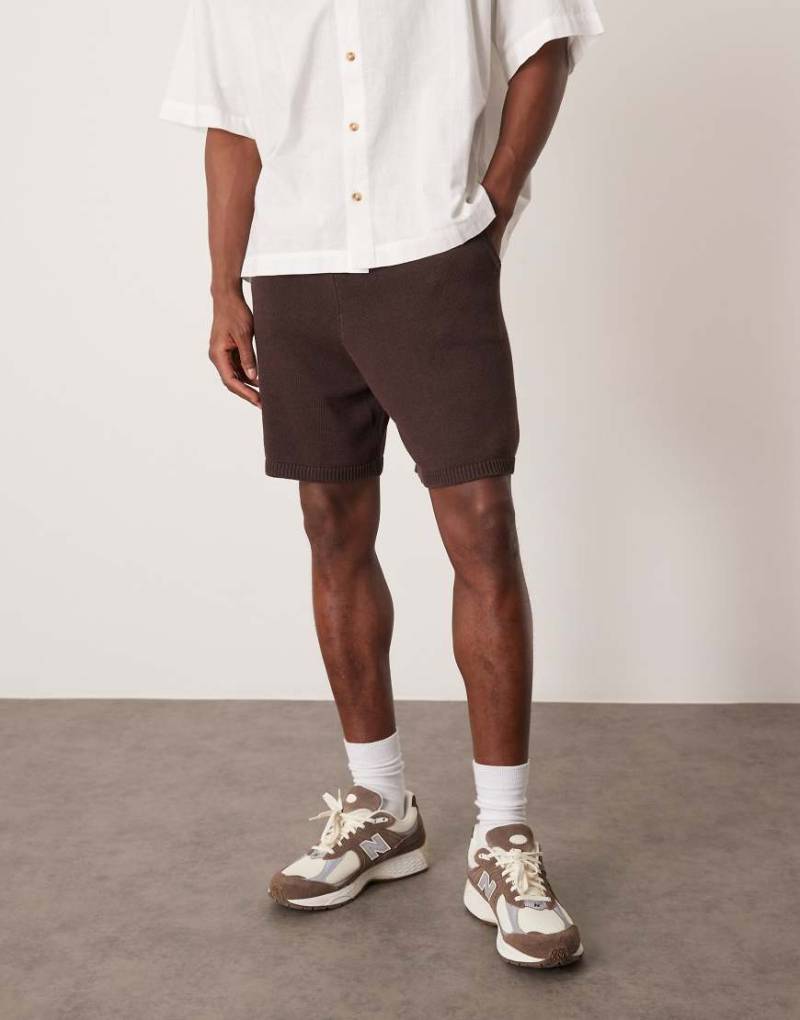 ASOS DESIGN - Oversize-Shorts aus mittelschwerem Baumwollstrick in Braun, Kombiteil von ASOS DESIGN
