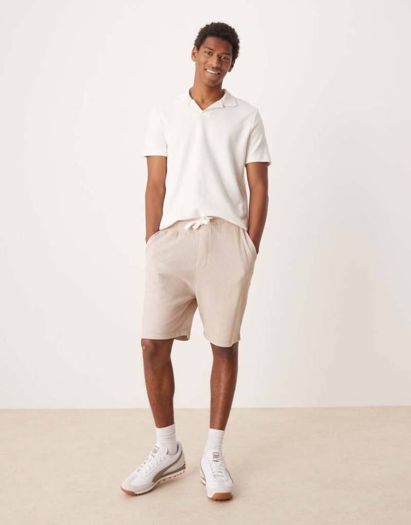 ASOS DESIGN - Oversize-Shorts in Beige mit Waffelstruktur-Neutral von ASOS DESIGN