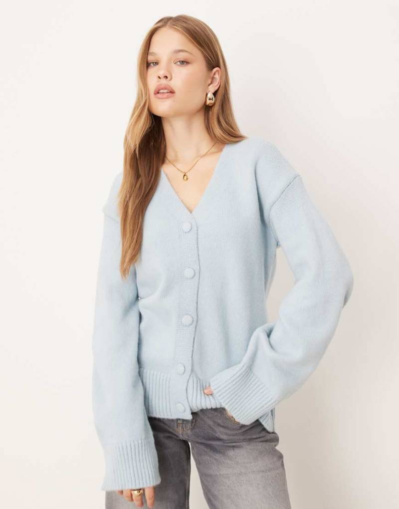 ASOS DESIGN - Oversize-Strickjacke in Blau von ASOS DESIGN