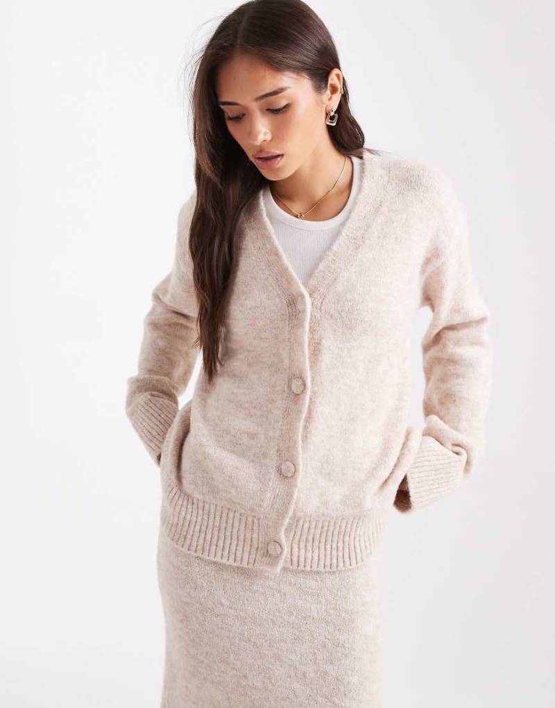 ASOS DESIGN - Oversize-Strickjacke mit Wollanteil, Kombiteil-Weiß von ASOS DESIGN