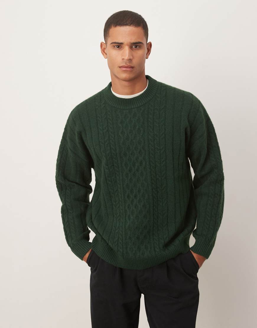 ASOS DESIGN - Oversize-Strickpullover in Dunkelgrün mit Zopfmuster und Rundhalsausschnitt ASOS DESIGN - Oversize-Strickpullover in Dunkelgrün mit Zopfmuster und Rundhalsausschnitt von ASOS DESIGN