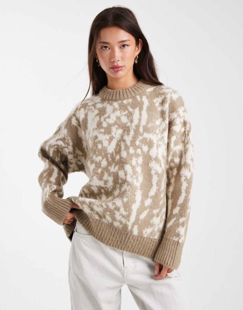 ASOS DESIGN - Oversize-Strickpullover mit Rehmuster-Brown von ASOS DESIGN