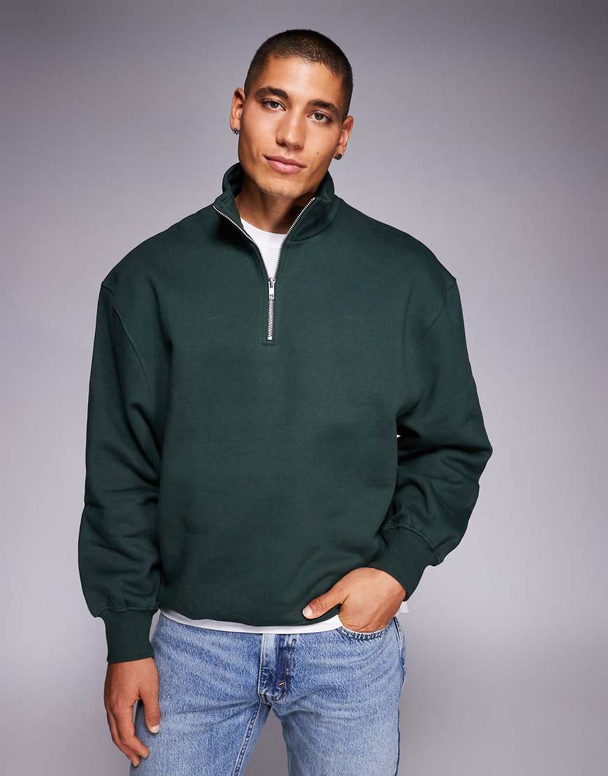 ASOS DESIGN - Oversize-Sweatshirt aus hochwertigem, 400 schwerem Material in Grün mit kurzem Reißverschluss von ASOS DESIGN