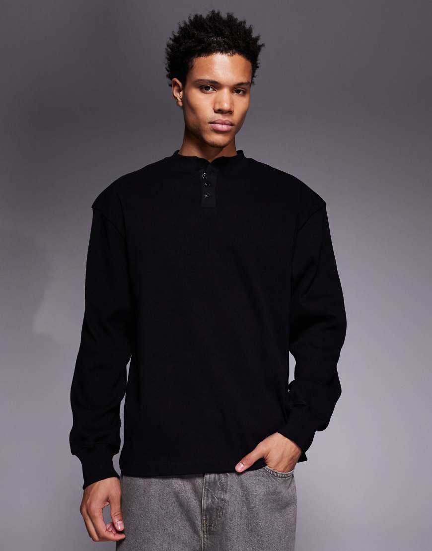 ASOS DESIGN - Oversize-Sweatshirt aus schwerem, geripptem Material in Schwarz mit Grandad-Kragen von ASOS DESIGN