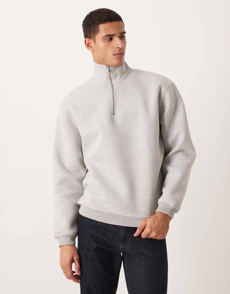 ASOS DESIGN - Oversize-Sweatshirt aus schwerem, neoprenartigem Material in Grau meliert mit kurzem Reißverschluss von ASOS DESIGN