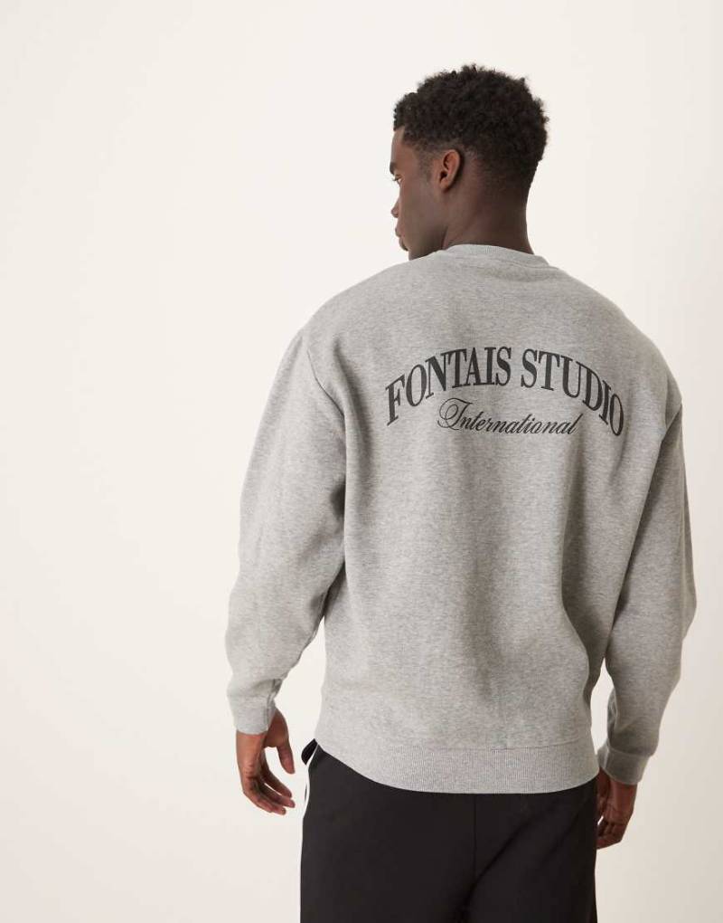ASOS DESIGN - Sweatshirt in Grau meliert mit Studio-Print auf Brust und Rücken von ASOS DESIGN