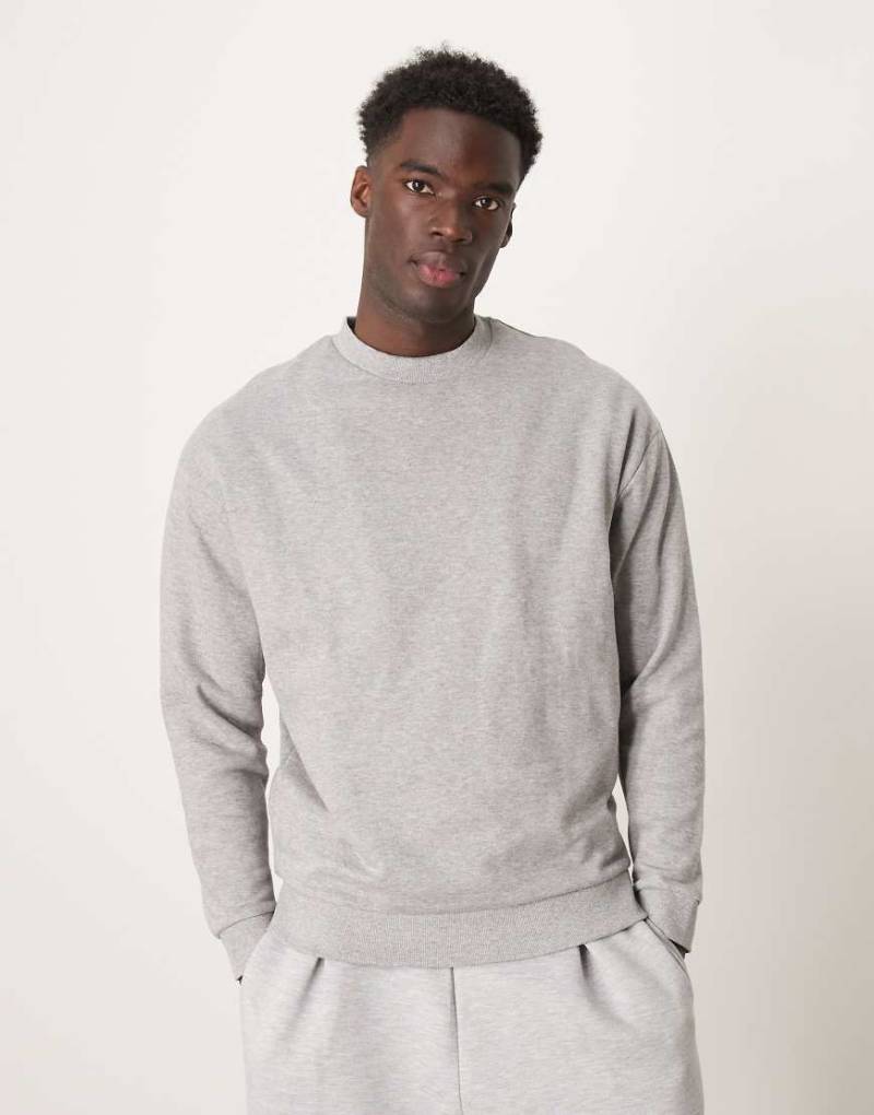 ASOS DESIGN - Oversize-Sweatshirt in Kalkgrau von ASOS DESIGN