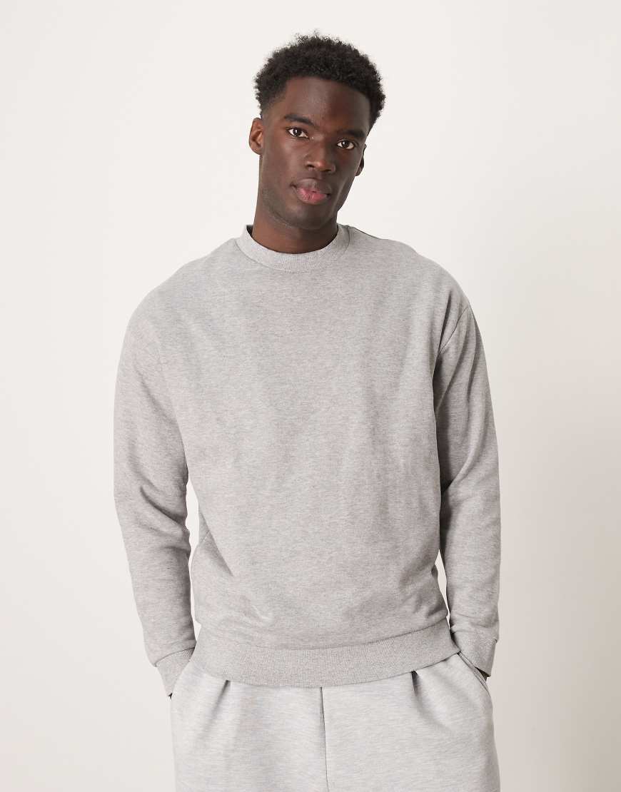ASOS DESIGN - Oversize-Sweatshirt in Kalkgrau ASOS DESIGN - Oversize-Sweatshirt in Kalkgrau von ASOS DESIGN