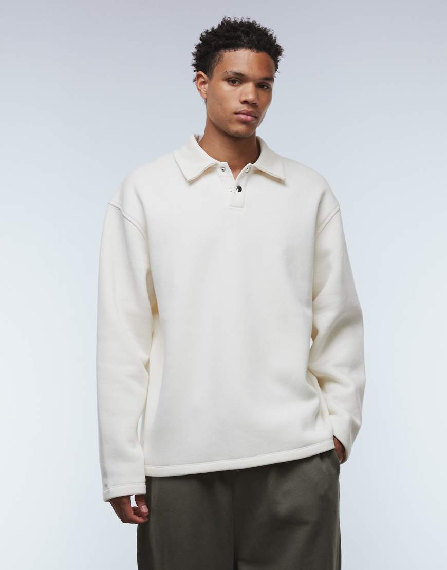 ASOS DESIGN - Locker geschnittenes Polo-Sweatshirt in Steinbeige mit geripptem Kragen-Neutral von ASOS DESIGN
