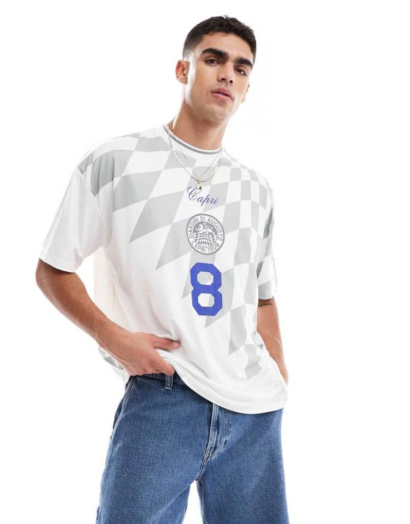 ASOS DESIGN - Oversize-T-Shirt aus Funktionsstoff mit erhöhtem Sport-Print-Grau von ASOS DESIGN