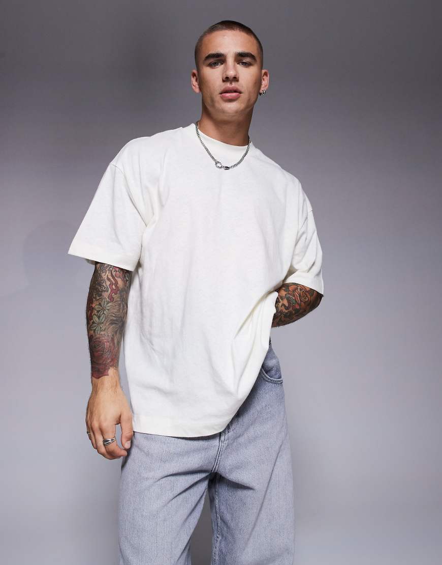 ASOS DESIGN - Oversize-T-Shirt aus Leinenmix in Creme-Weiß von ASOS DESIGN