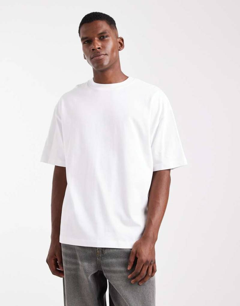 ASOS DESIGN - Oversize-T-Shirt aus schwerem Stoff in Weiß von ASOS DESIGN