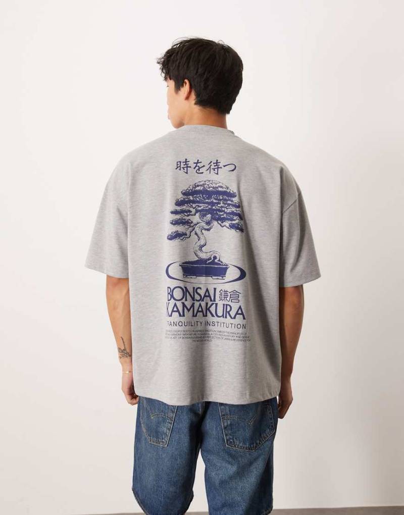 ASOS DESIGN - Oversize-T-Shirt aus schwerem Stoff in meliertem Grau mit Bonsai-Print von ASOS DESIGN