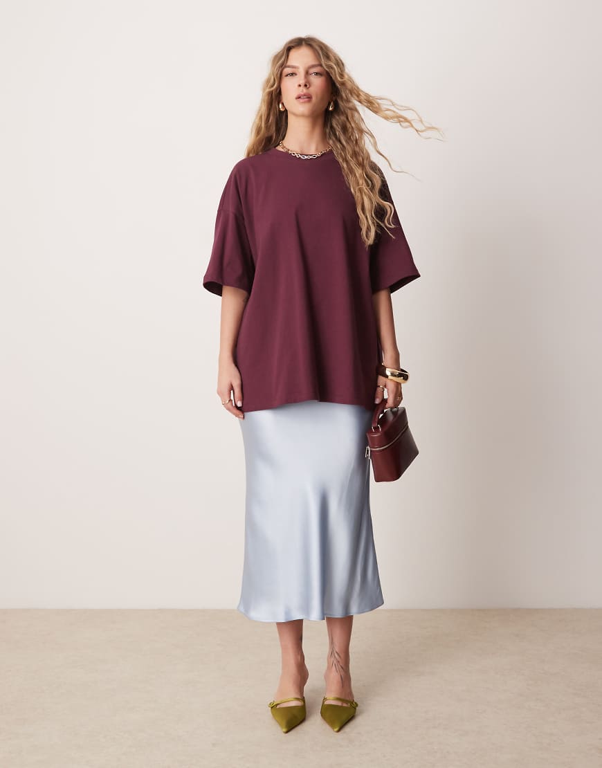 ASOS DESIGN - Oversize-T-Shirt aus schwerer Baumwolle in Burgunderrot von ASOS DESIGN