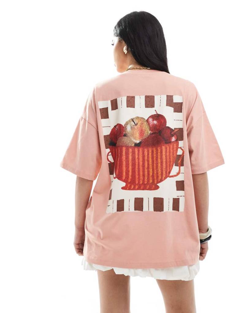 ASOS DESIGN - Oversize-T-Shirt in Altrosa mit rustikalem Obstschalen-Print von ASOS DESIGN