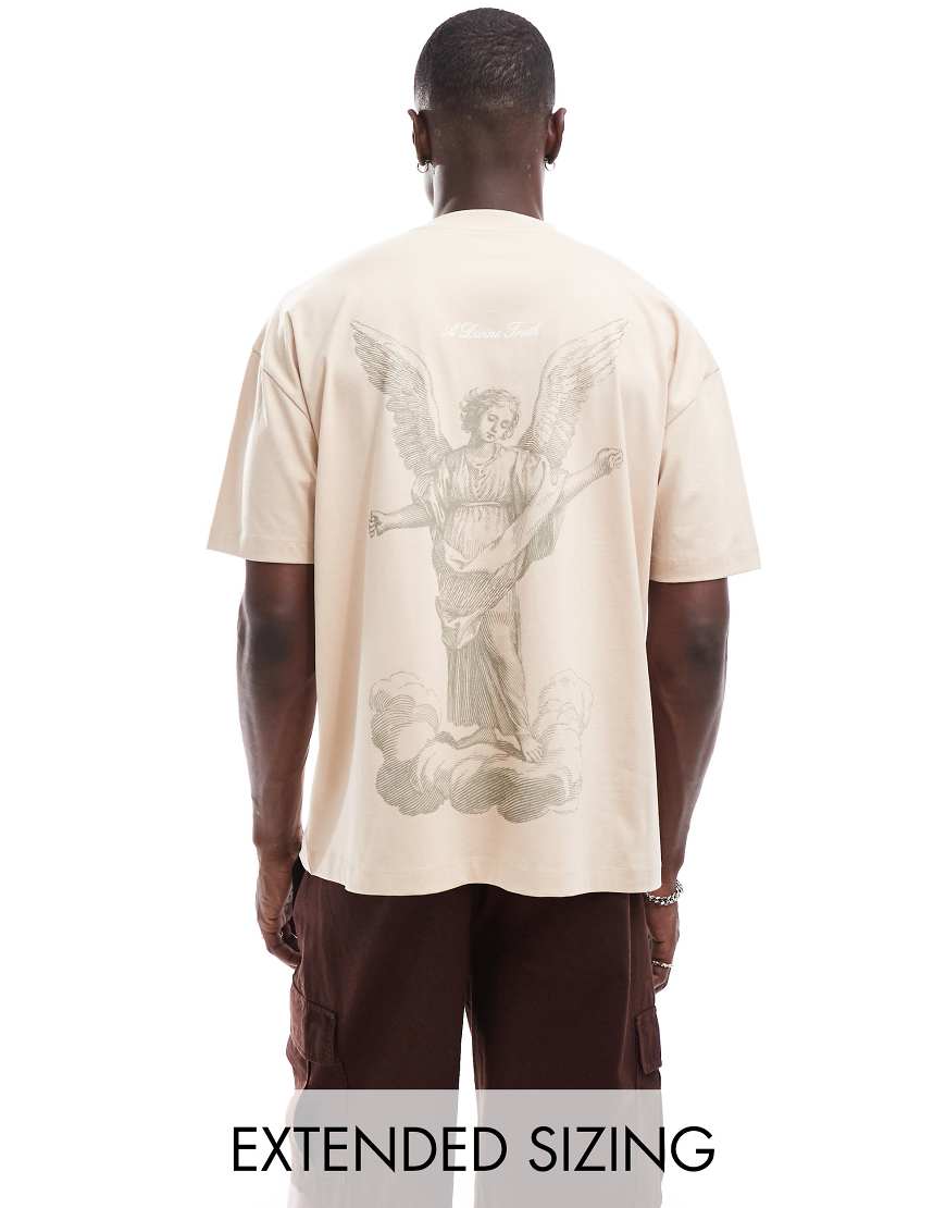 ASOS DESIGN - Oversize-T-Shirt in Beige mit Engel-Aufdruck am Rücken-Neutral ASOS DESIGN - Oversize-T-Shirt in Beige mit Engel-Aufdruck am Rücken-Neutral von ASOS DESIGN