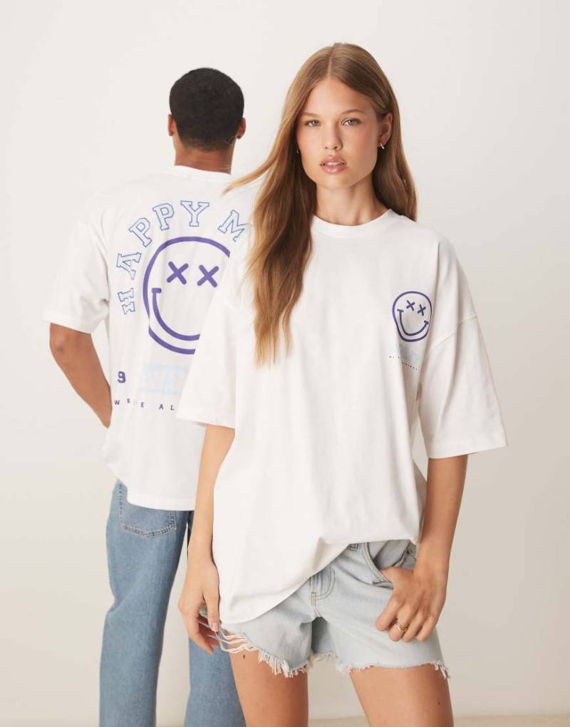 ASOS DESIGN - Unisex-T-Shirt in Blau mit Smiley-Print und Oversize-Schnitt-Weiß von ASOS DESIGN