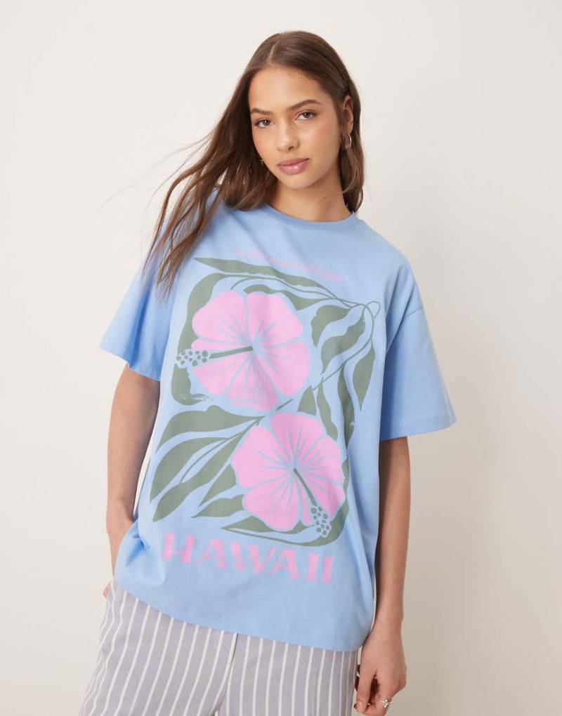 ASOS DESIGN - Oversize-T-Shirt in Blau mit „Hawaii"-Grafikprint von ASOS DESIGN
