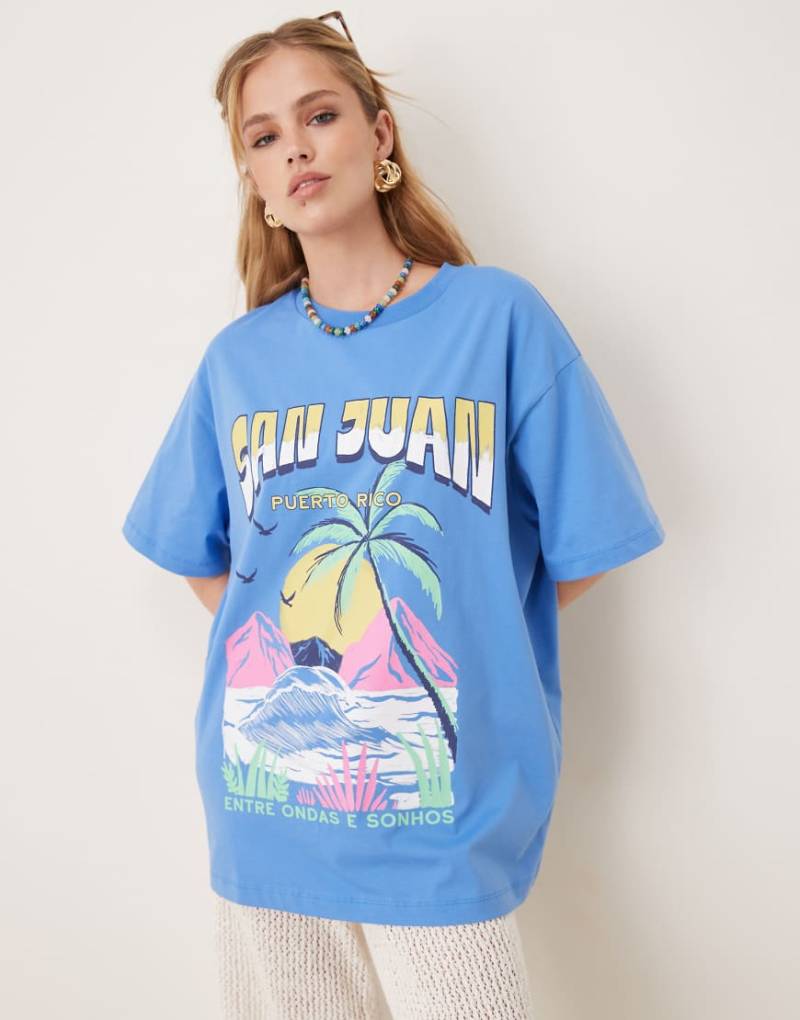 ASOS DESIGN - Oversize-T-Shirt in Blau mit San-Juan-Palmen-Grafik von ASOS DESIGN