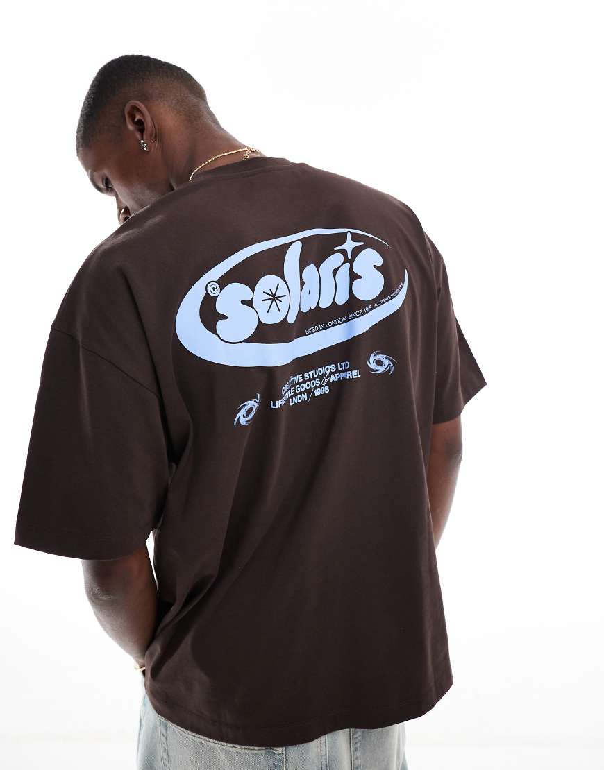 ASOS DESIGN - Oversize-T-Shirt in Braun mit Text-Print ASOS DESIGN - Oversize-T-Shirt in Braun mit Text-Print von ASOS DESIGN