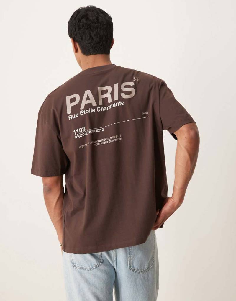 ASOS DESIGN - Oversize-T-Shirt in Braun mit Text-Print von ASOS DESIGN