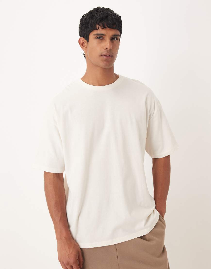 ASOS DESIGN - Oversize-T-Shirt in Creme mit Himmelskörper-Grafikprint-Weiß von ASOS DESIGN
