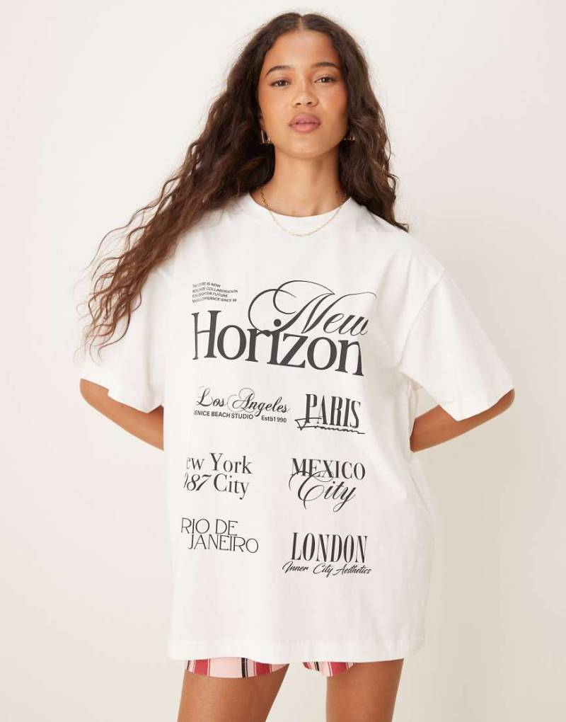 ASOS DESIGN - Oversize-T-Shirt in Cremeweiß mit „New Horizon"-Schriftzug-Print von ASOS DESIGN