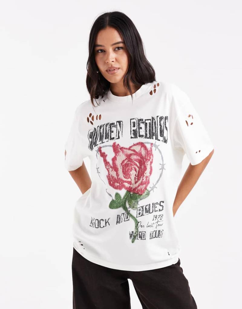 ASOS DESIGN - Oversize-T-Shirt in Cremeweiß mit Rosenprint von ASOS DESIGN