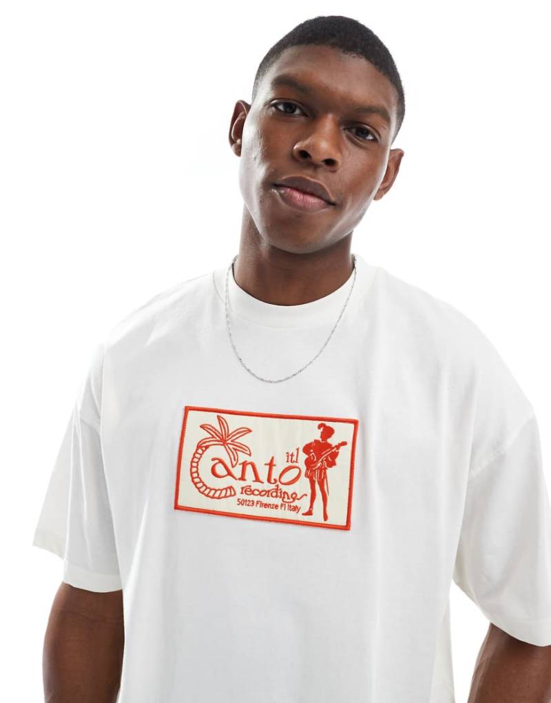 ASOS DESIGN - Oversize-T-Shirt in Cremeweiß mit Sommer-Print von ASOS DESIGN