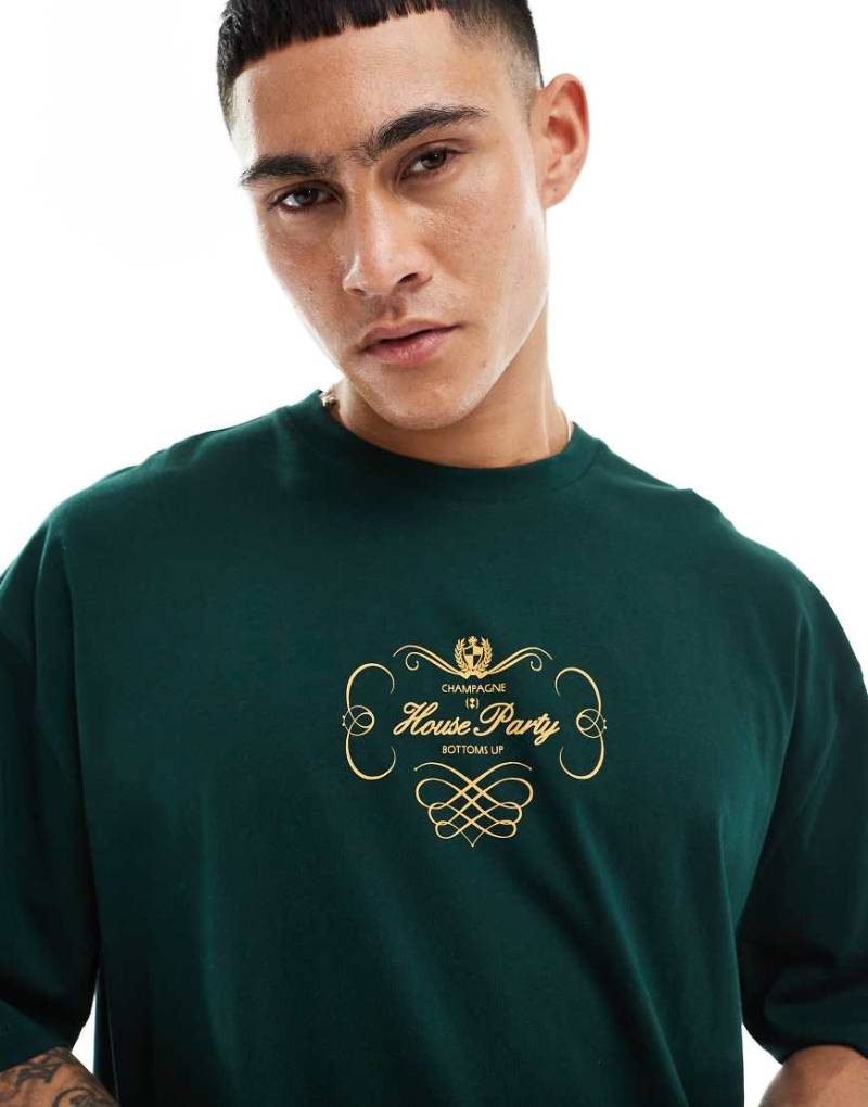 ASOS DESIGN - Oversize-T-Shirt in Dunkelgrün mit Textprint auf der Brust von ASOS DESIGN