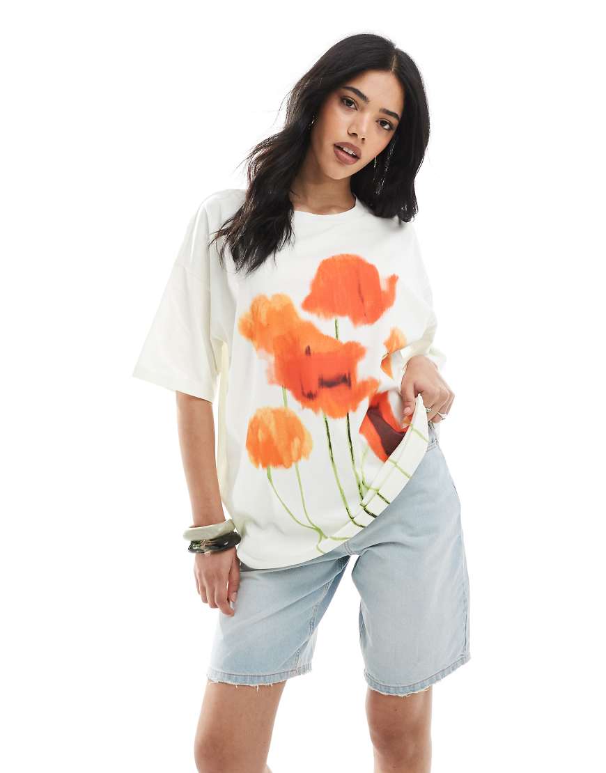ASOS DESIGN - Oversize-T-Shirt in Ecru mit verschwommenem Blumen-Print-Weiß ASOS DESIGN - Oversize-T-Shirt in Ecru mit verschwommenem Blumen-Print-Weiß von ASOS DESIGN