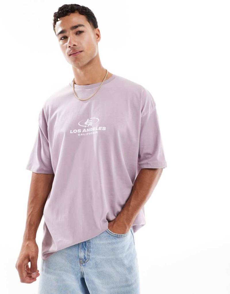 ASOS DESIGN - Oversize-T-Shirt in Flieder mit City-Print-Lila von ASOS DESIGN