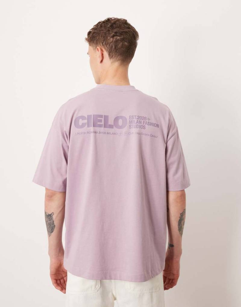 ASOS DESIGN - Oversize T-Shirt in Flieder mit farblich abgestimmtem Print-Lila von ASOS DESIGN