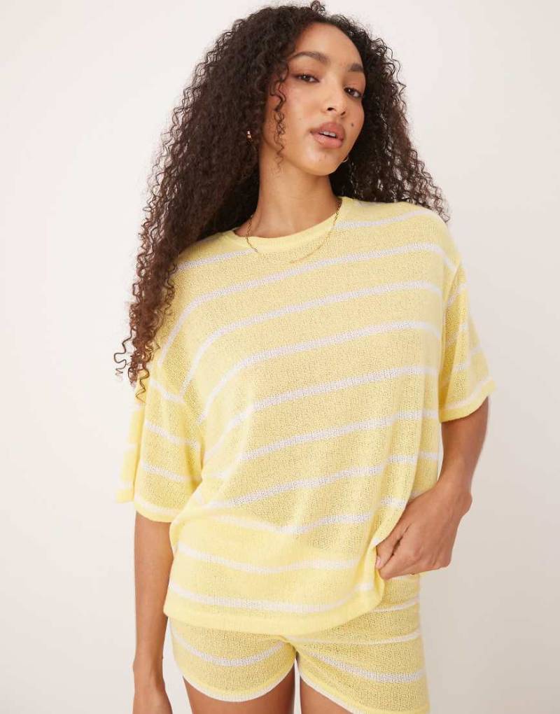 ASOS DESIGN - Oversize-T-Shirt in Gelb und Weiß gestreift, Kombiteil-Bunt von ASOS DESIGN