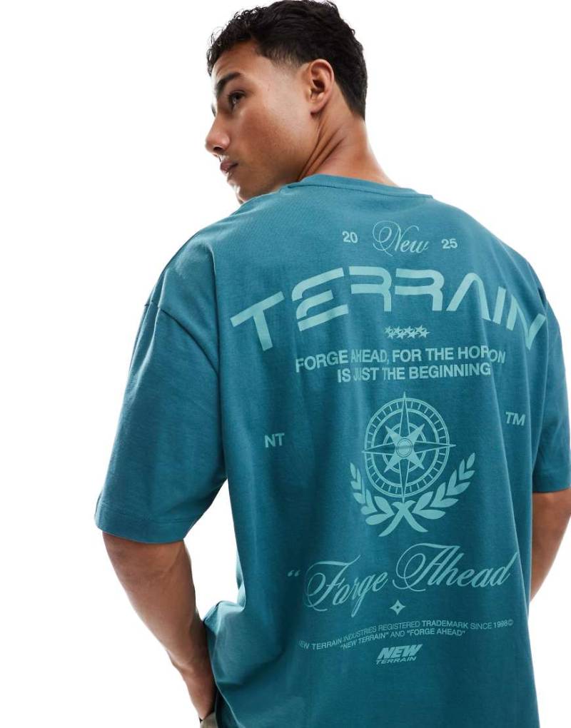 ASOS DESIGN - Oversize-T-Shirt in Grün mit Text-Print von ASOS DESIGN