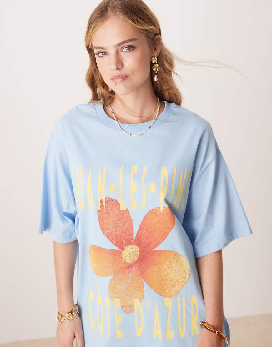 ASOS DESIGN - Oversize-T-Shirt in Hellblau mit „Cote d'Azur"-Print ASOS DESIGN - Oversize-T-Shirt in Hellblau mit „Cote d'Azur"-Print von ASOS DESIGN