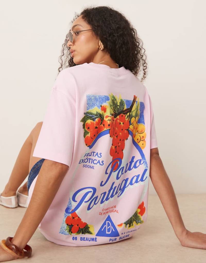 ASOS DESIGN - Oversize-T-Shirt in Hellrosa mit „Porto"-Trauben-Print von ASOS DESIGN