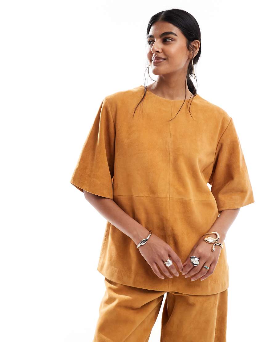 ASOS DESIGN - Oversize-T-Shirt in Ingwer-Orange aus Wildleder mit Kokon-Ärmeln, Kombiteil ASOS DESIGN - Oversize-T-Shirt in Ingwer-Orange aus Wildleder mit Kokon-Ärmeln, Kombiteil von ASOS DESIGN