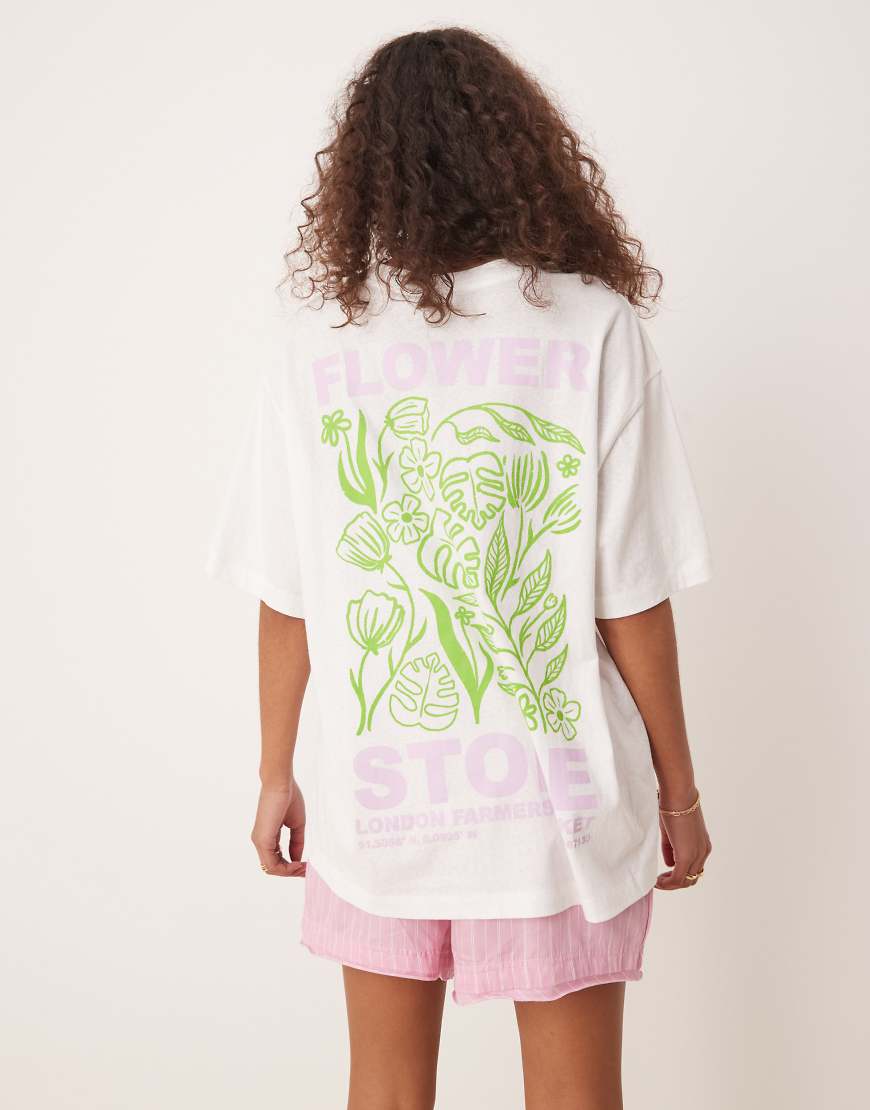 ASOS DESIGN - Oversize-T-Shirt in Leinenoptik mit Flower Shop-Grafikprint-Weiß von ASOS DESIGN