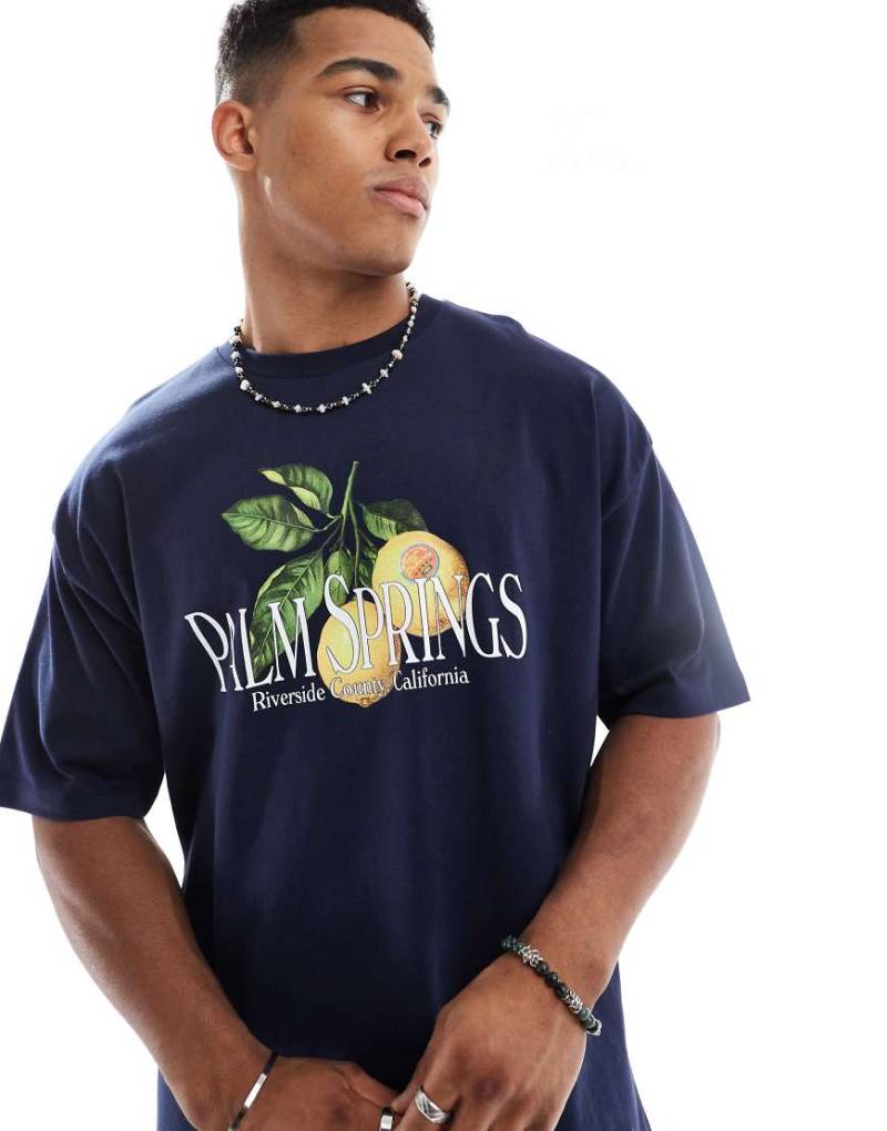 ASOS DESIGN - Oversize-T-Shirt in Marineblau mit Palm Springs-Grafik von ASOS DESIGN