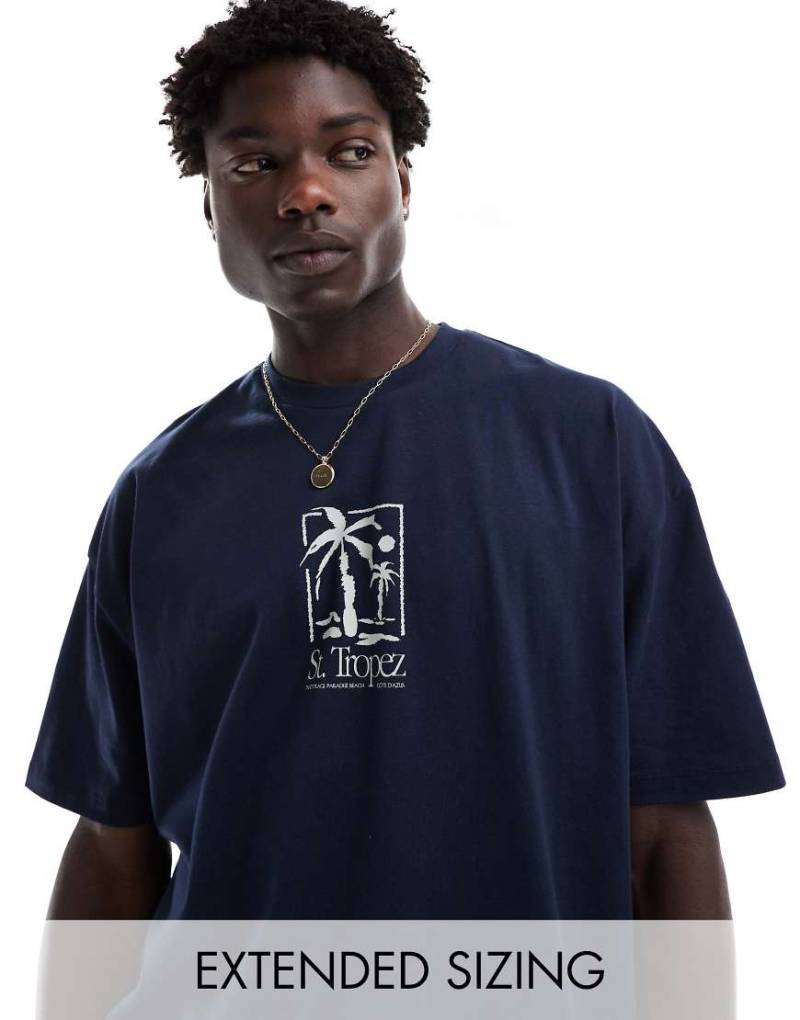 ASOS DESIGN - Oversize-T-Shirt in Marineblau mit Palmenprint auf der Brust von ASOS DESIGN
