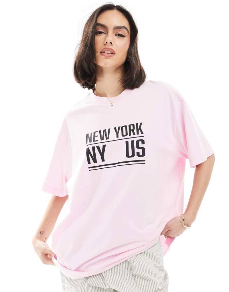 ASOS DESIGN - Oversize-T-Shirt in Rosa mit „New York"-Grafikprint von ASOS DESIGN