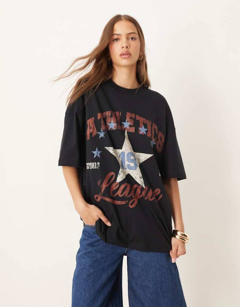 ASOS DESIGN - Oversize-T-Shirt in Schwarz mit „Athletics League"-Grafikprint auf dem Rücken von ASOS DESIGN