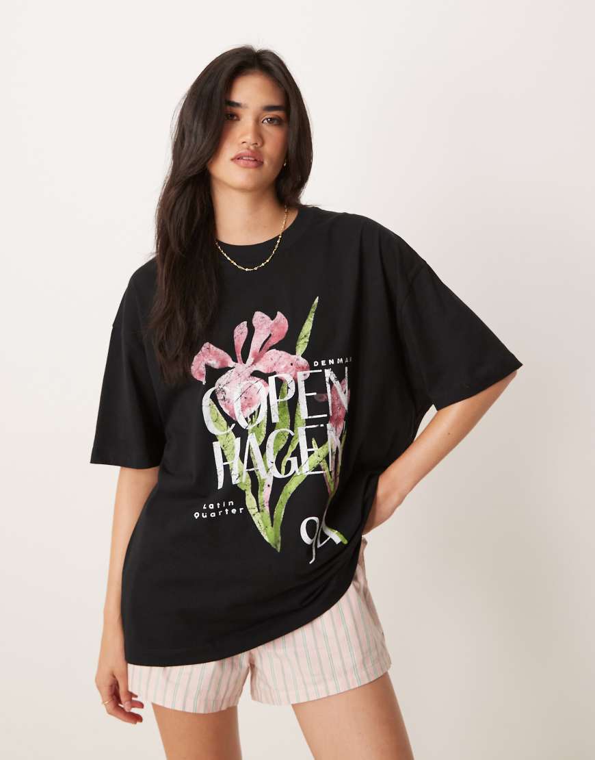 ASOS DESIGN - Oversize-T-Shirt in Schwarz mit „Copenhagen"-Print von ASOS DESIGN