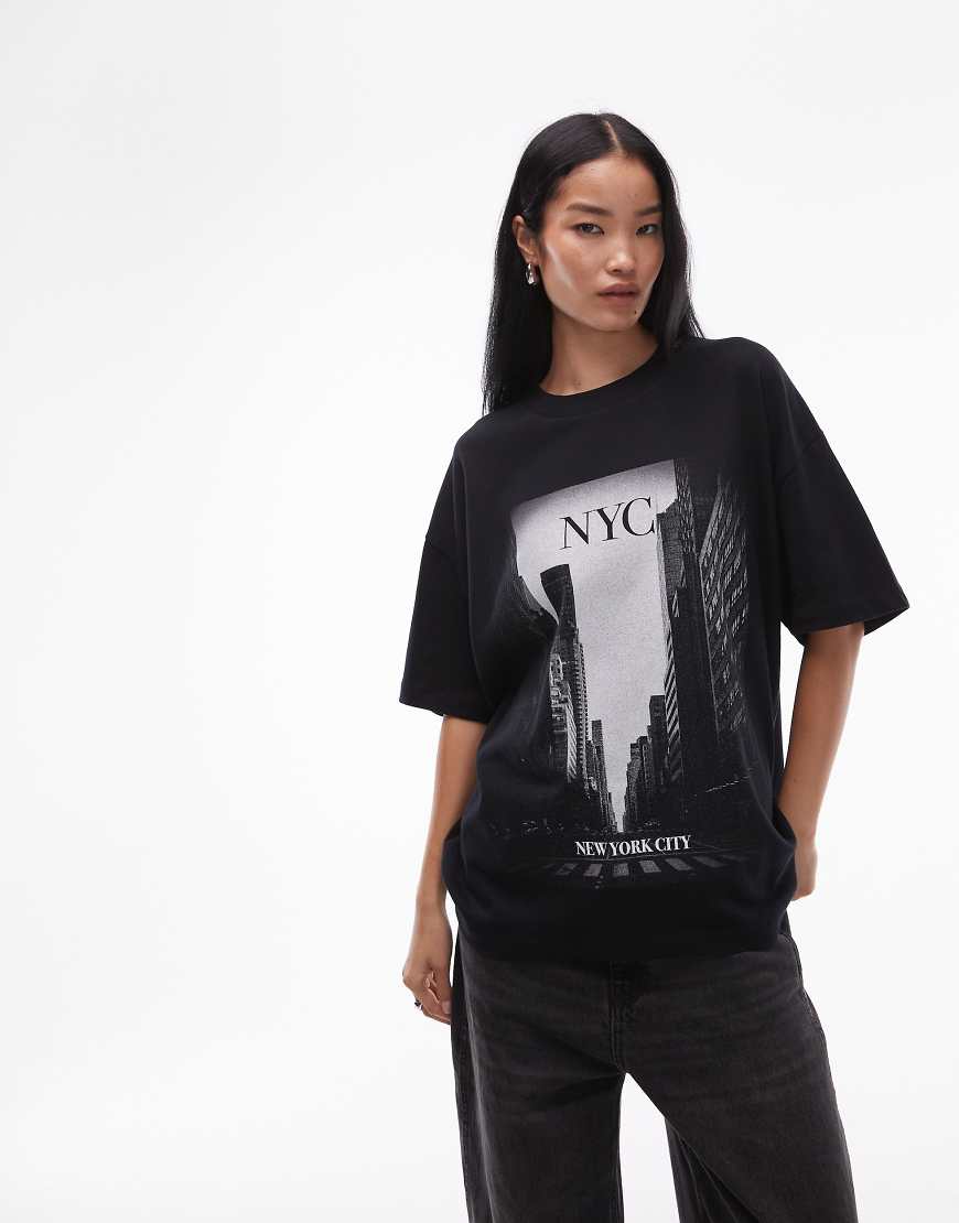 ASOS DESIGN - Oversize-T-Shirt in Schwarz mit „New York City"-Grafikprint von ASOS DESIGN