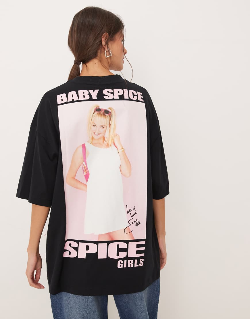 ASOS DESIGN - Oversize-T-Shirt in Schwarz mit „Spice Girls Baby-Print-Weiß ASOS DESIGN - Oversize-T-Shirt in Schwarz mit „Spice Girls Baby-Print-Weiß von ASOS DESIGN