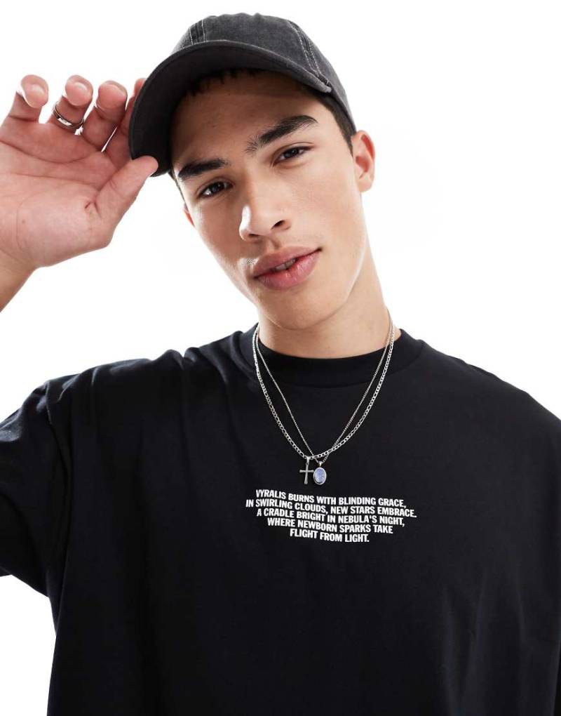ASOS DESIGN - Oversize-T-Shirt in Schwarz mit Himmelskörper-Print-Braun von ASOS DESIGN